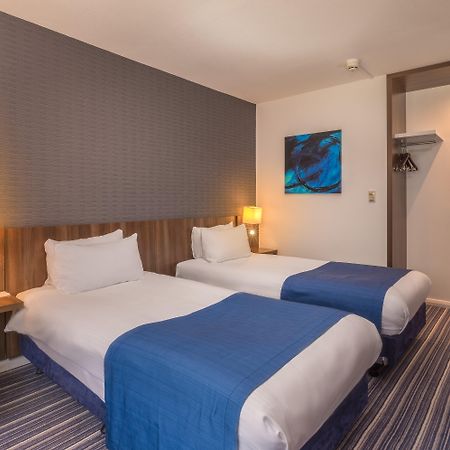 Holiday Inn Express Preston South By Ihg Exterior foto