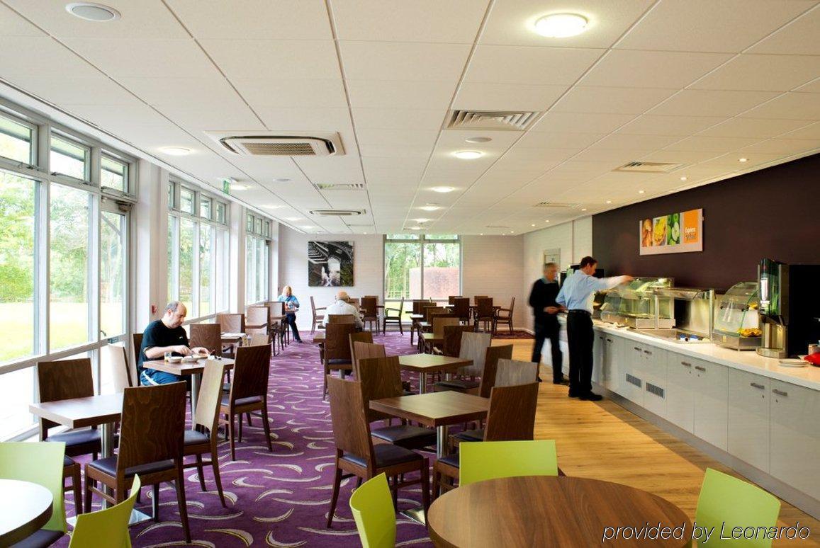 Holiday Inn Express Preston South By Ihg Exterior foto