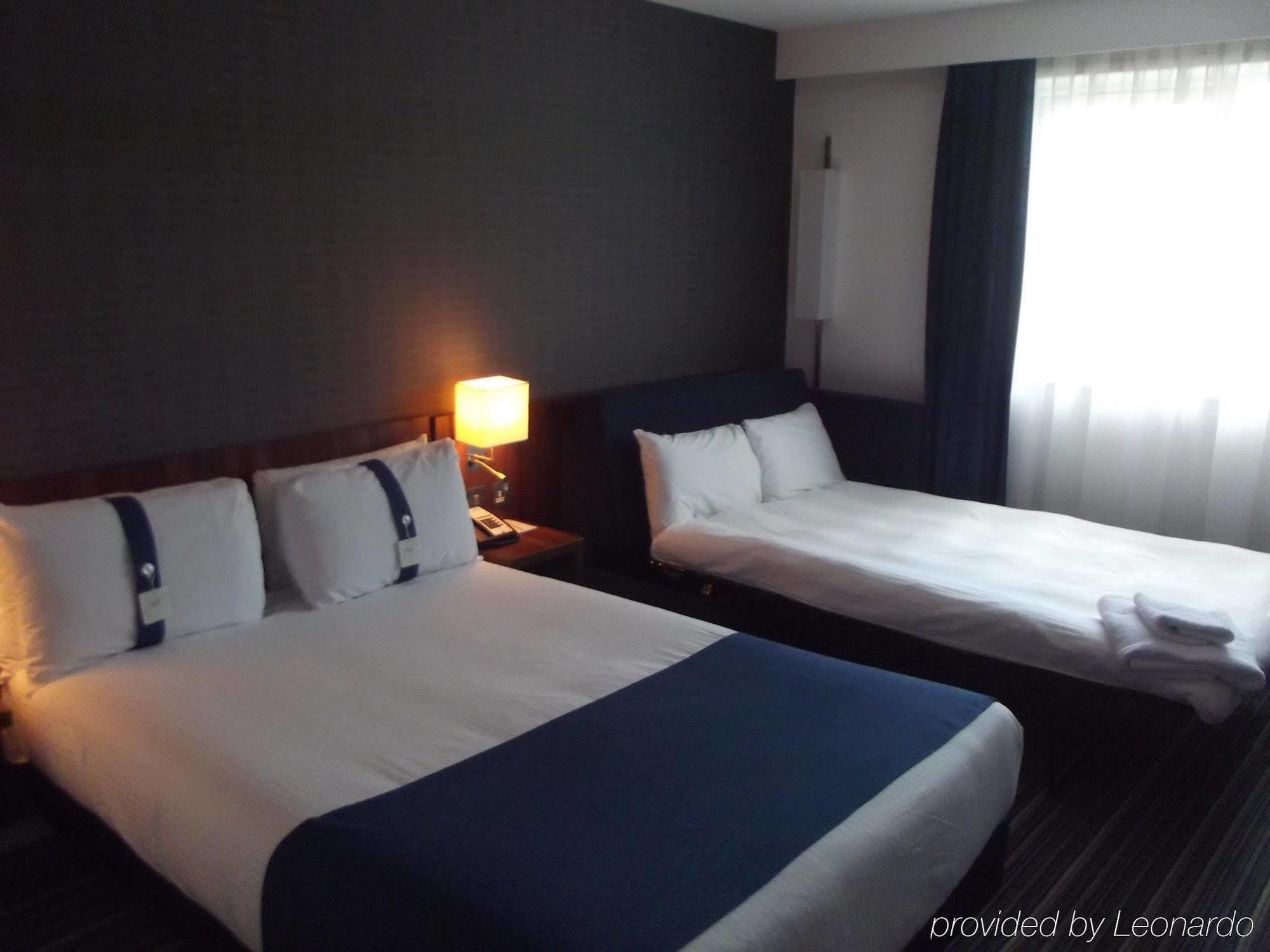 Holiday Inn Express Preston South By Ihg Exterior foto